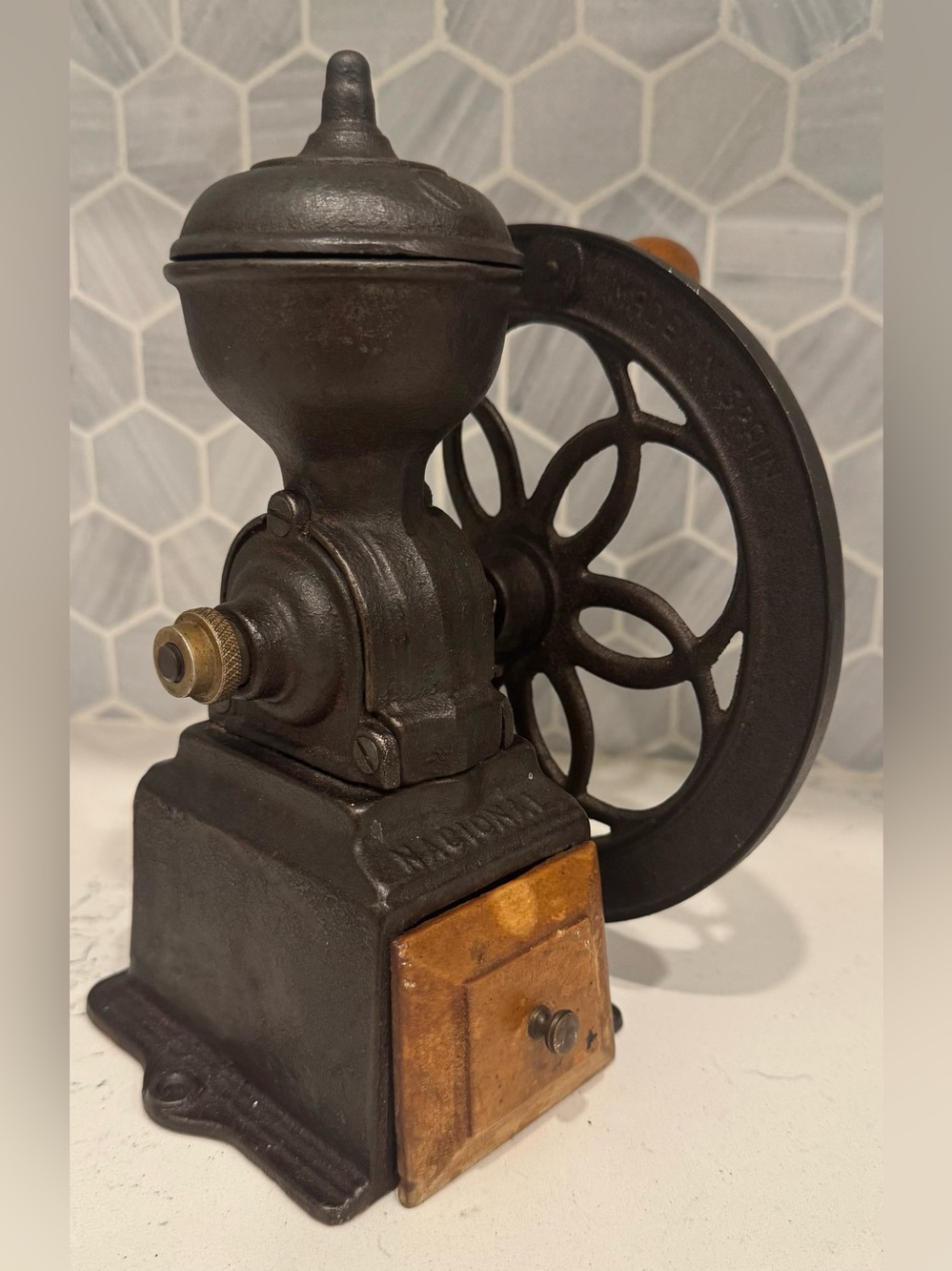 Vintage 1930’s NACIONAL Cast Iron Coffee Grinder Hand Crank Flywheel Wood Drawer
